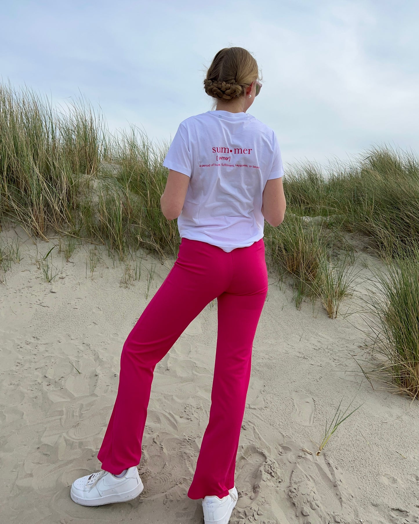 DEFINITION: SUMMER T-shirt