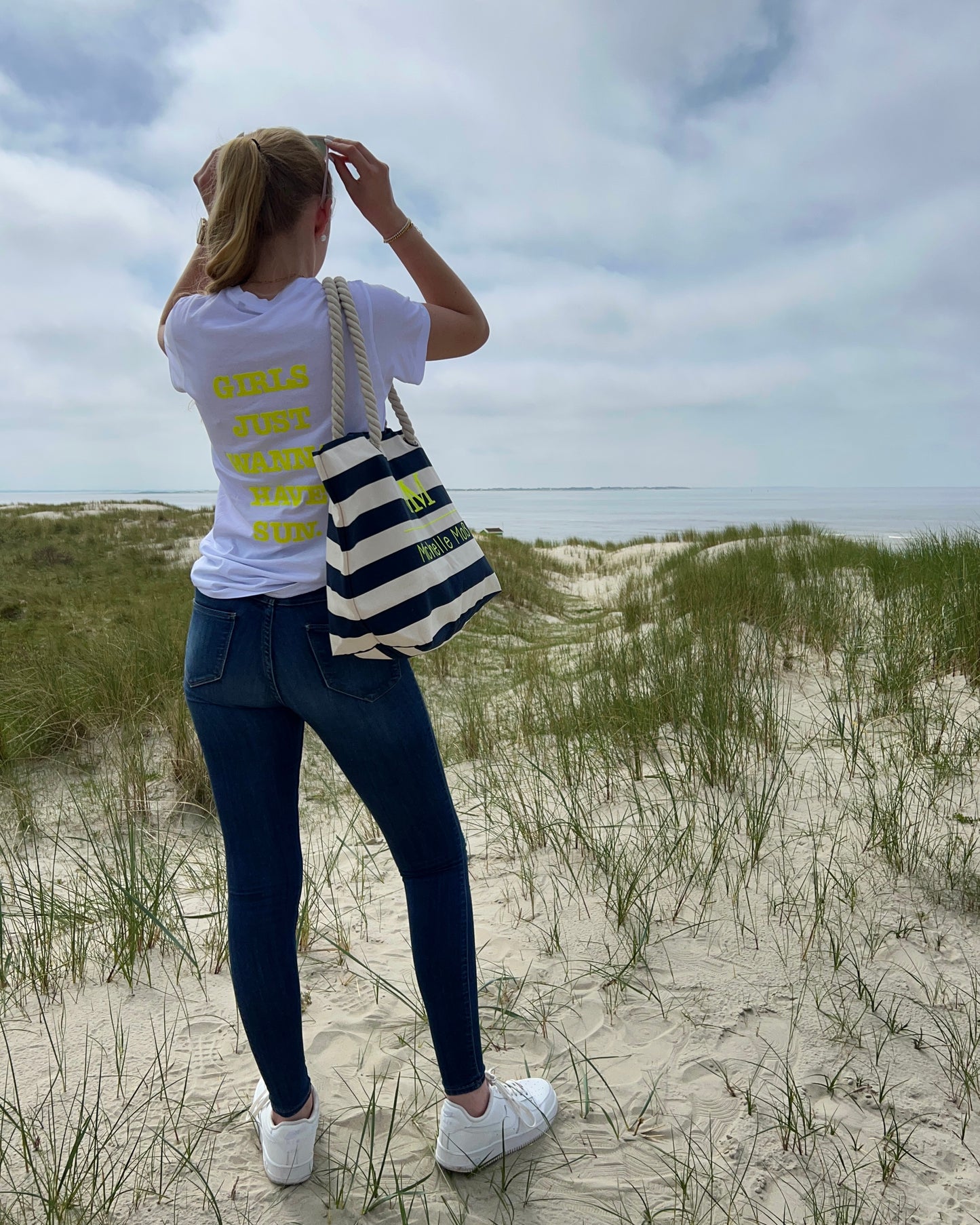 GIRLS JUST WANNA HAVE SUN.  T-shirt