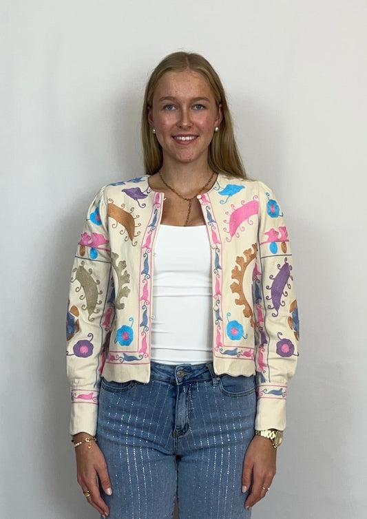 Julina - Jacke mit Blumenstickerei