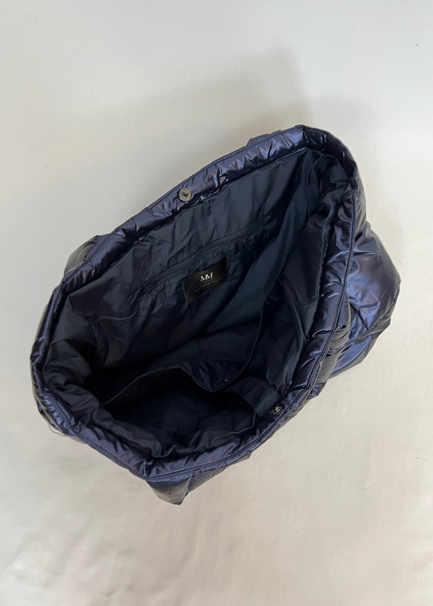 Tamina - Tragetasche mit gesteppter Daunenoptik