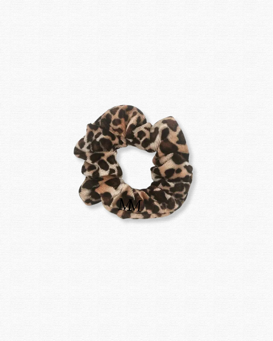 Lenia x Tonia x Scrunchie