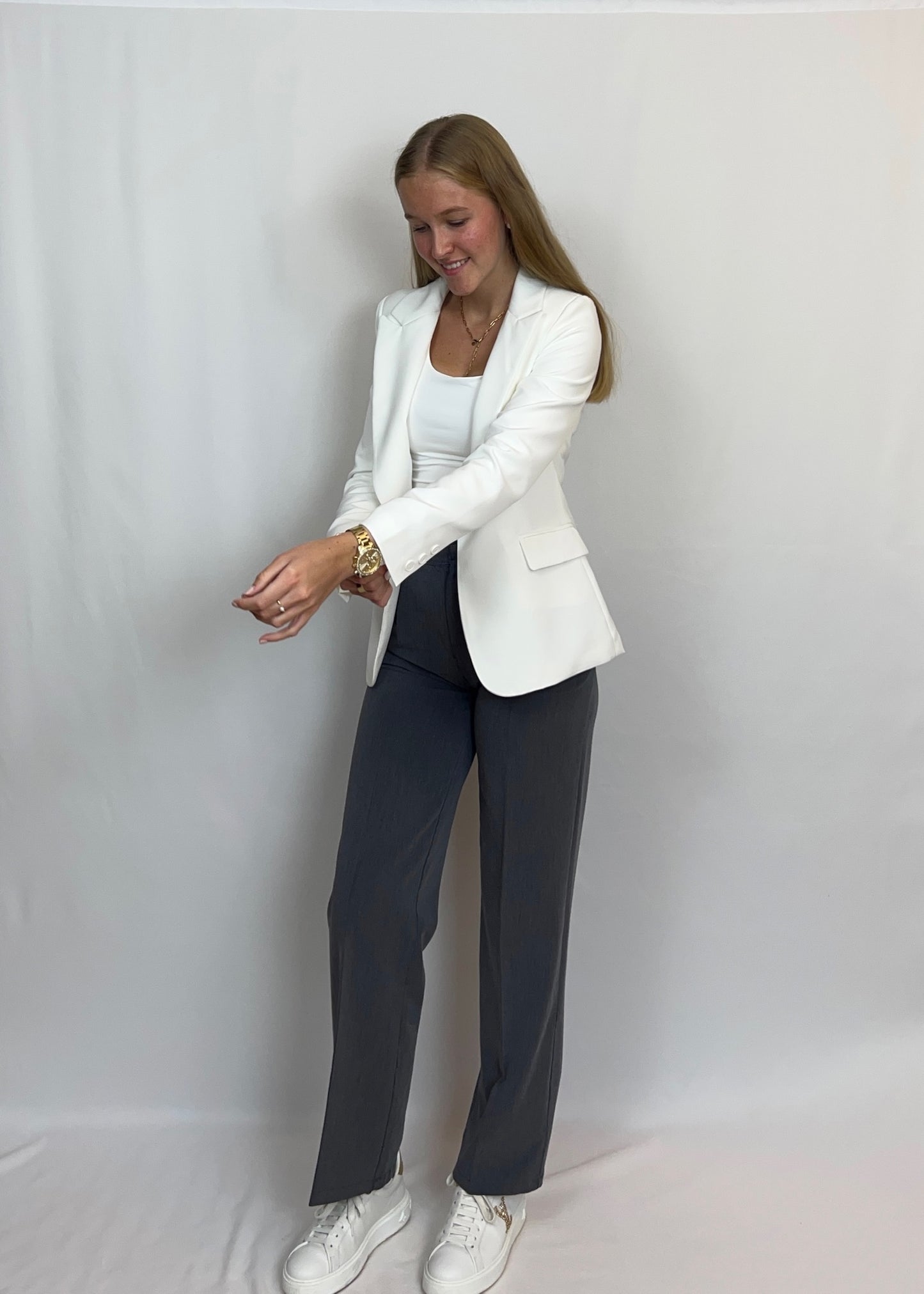 Bea - Basic Blazer