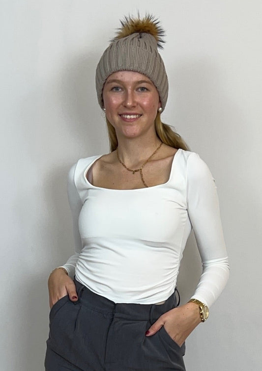 Momo - Mütze mit Fellbommel