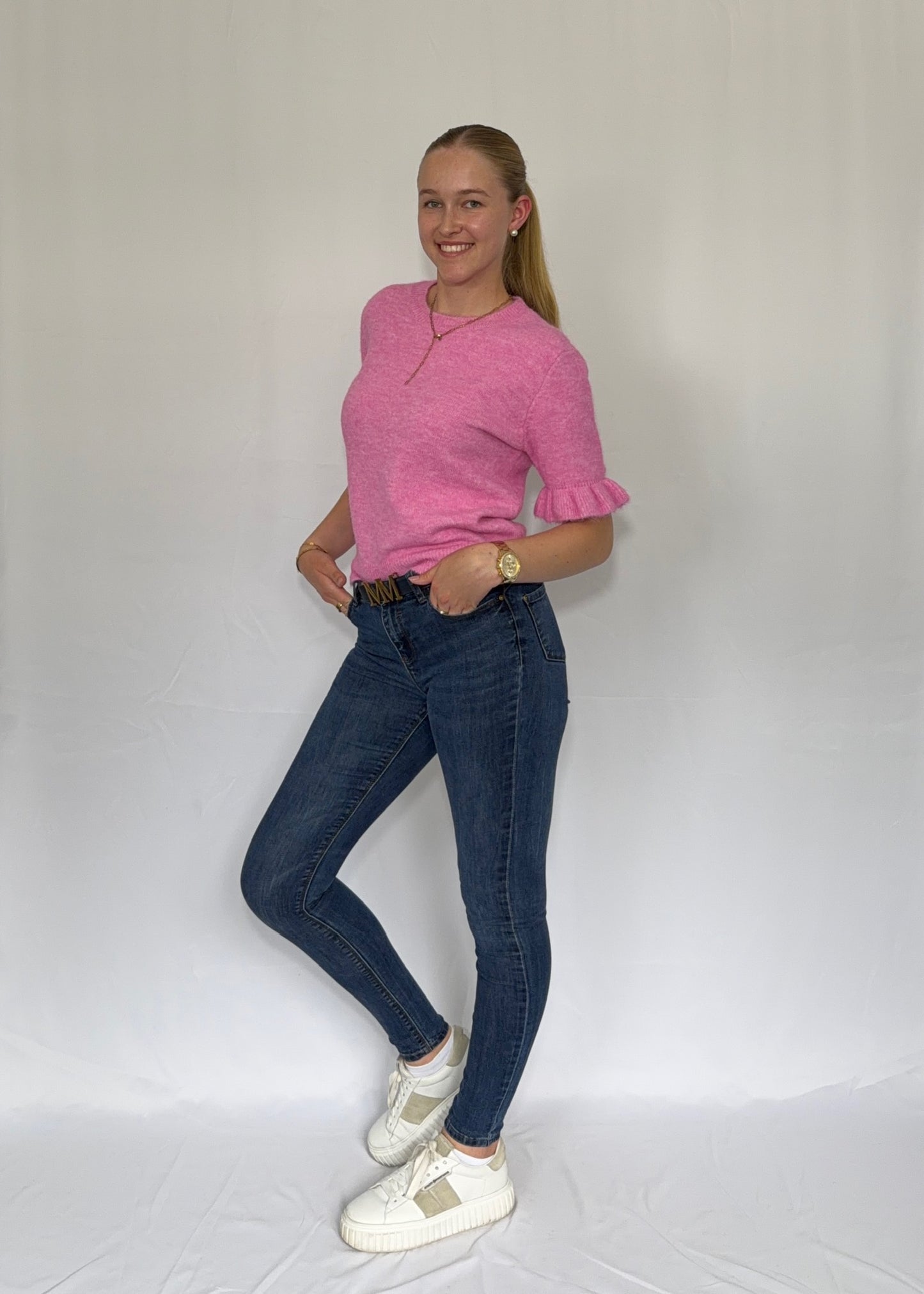 Rosalie  - weicher Strickpullover mit Rüschenärmeln