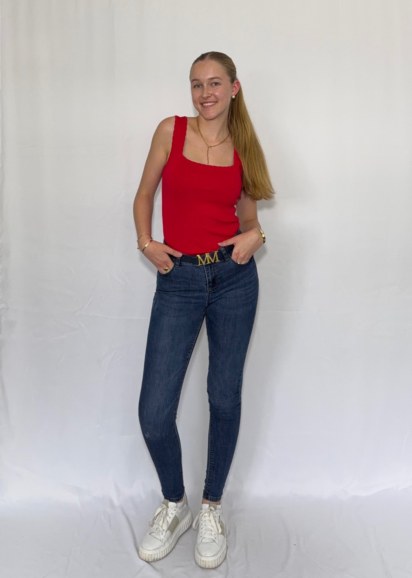 Trixi - Elegantes Top mit Wellendekolleté